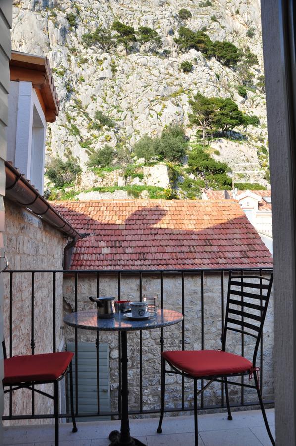 Villa Mama - Traditional Apartments In Omis, Free Parking Екстер'єр фото